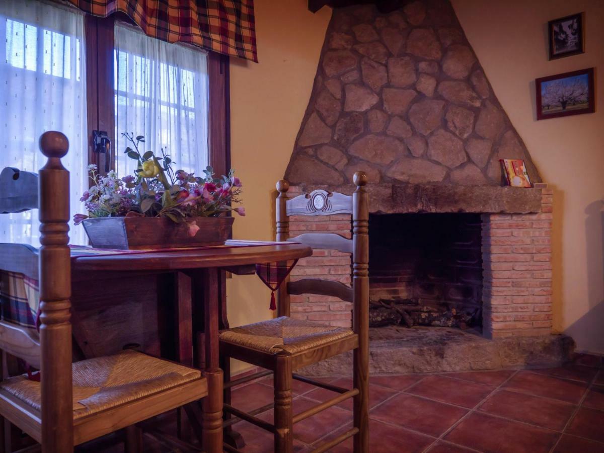 La Canada Del Valle Del Jerte Navaconcejo Exterior foto